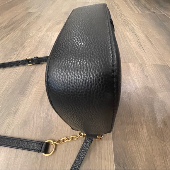 Tory Burch Black Crossbody Bag with Gold Chain - Picture 12 of 15